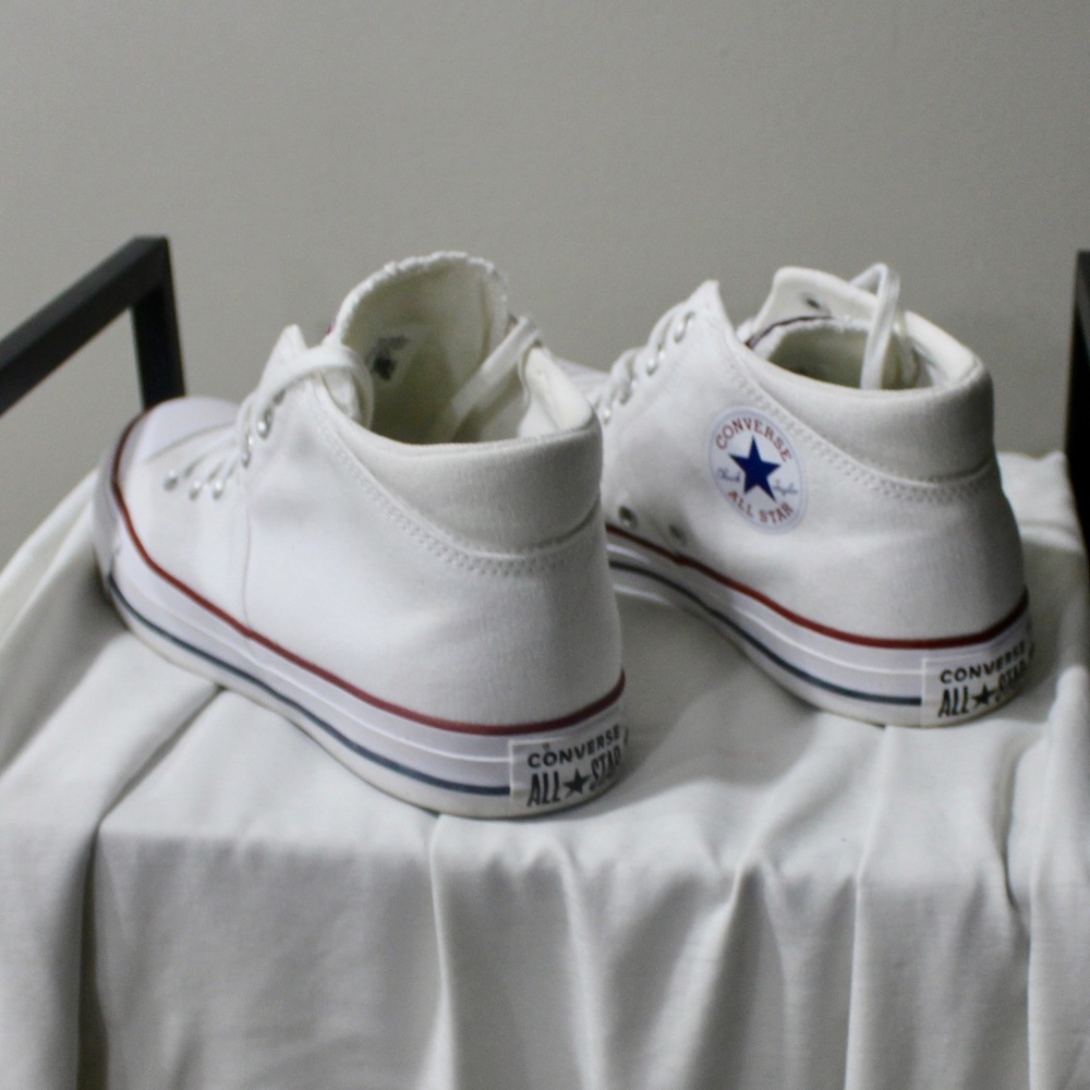 Converse Chuck Taylor All Star Malden Street – White/Red/Blue / Women’s 10 - Picture 4 of 10
